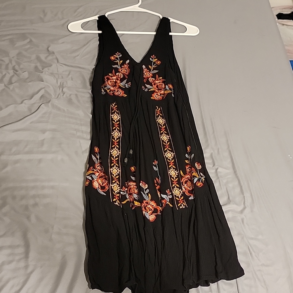 Medium Black with Flowers mini dress